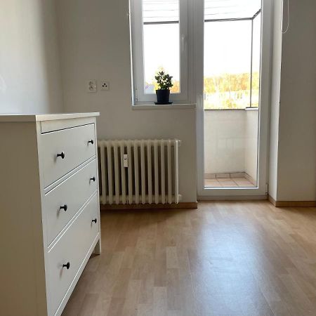 Cozy Apartment Near The City Center Hradec Králové Екстериор снимка